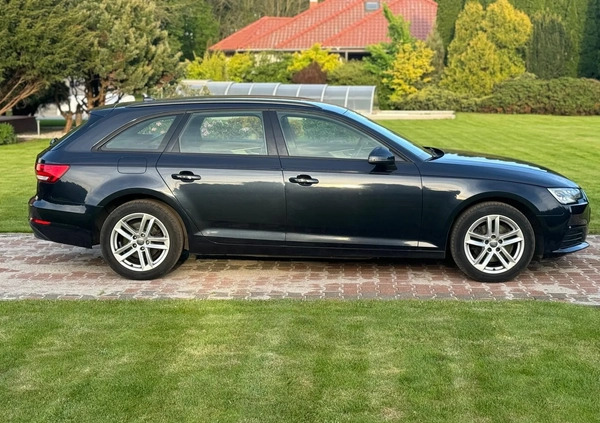 Audi A4 cena 65900 przebieg: 170000, rok produkcji 2016 z Wojkowice małe 106